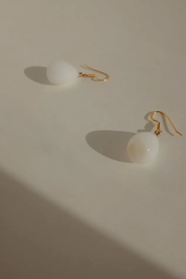 Earrings DROP WHITE GLASS VINTAGE EARRINGS collectionno2