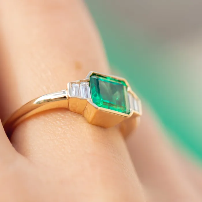 ARTEMER Rings Art Deco Emerald Engagement Ring with Baguette Diamonds